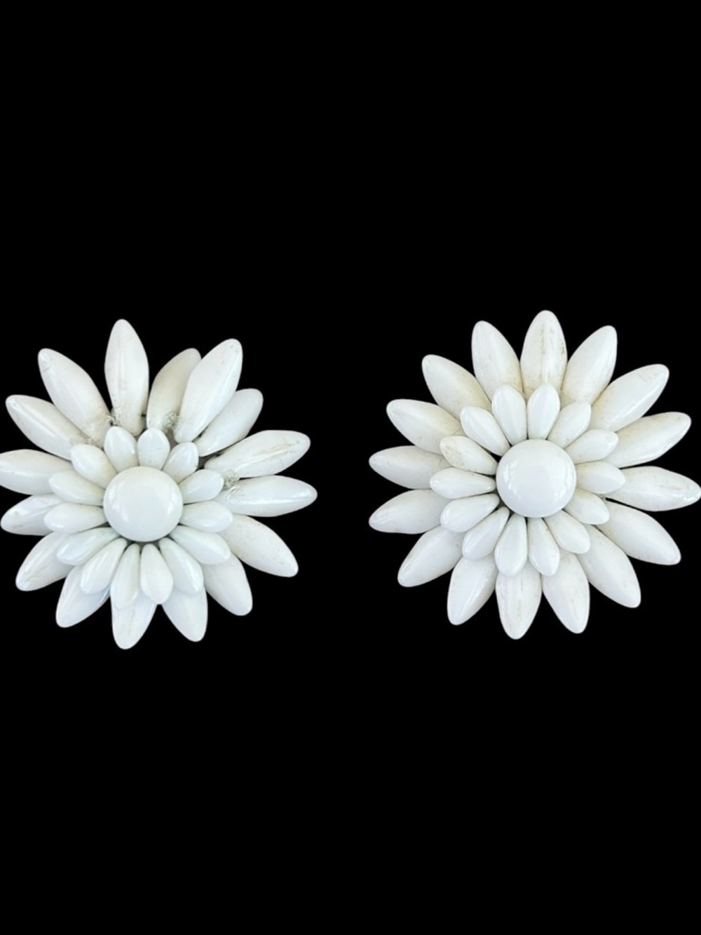 Share VTG Celluloid Daisy Earrings Clip On West Germany Layers 1.75" Moveable Pe